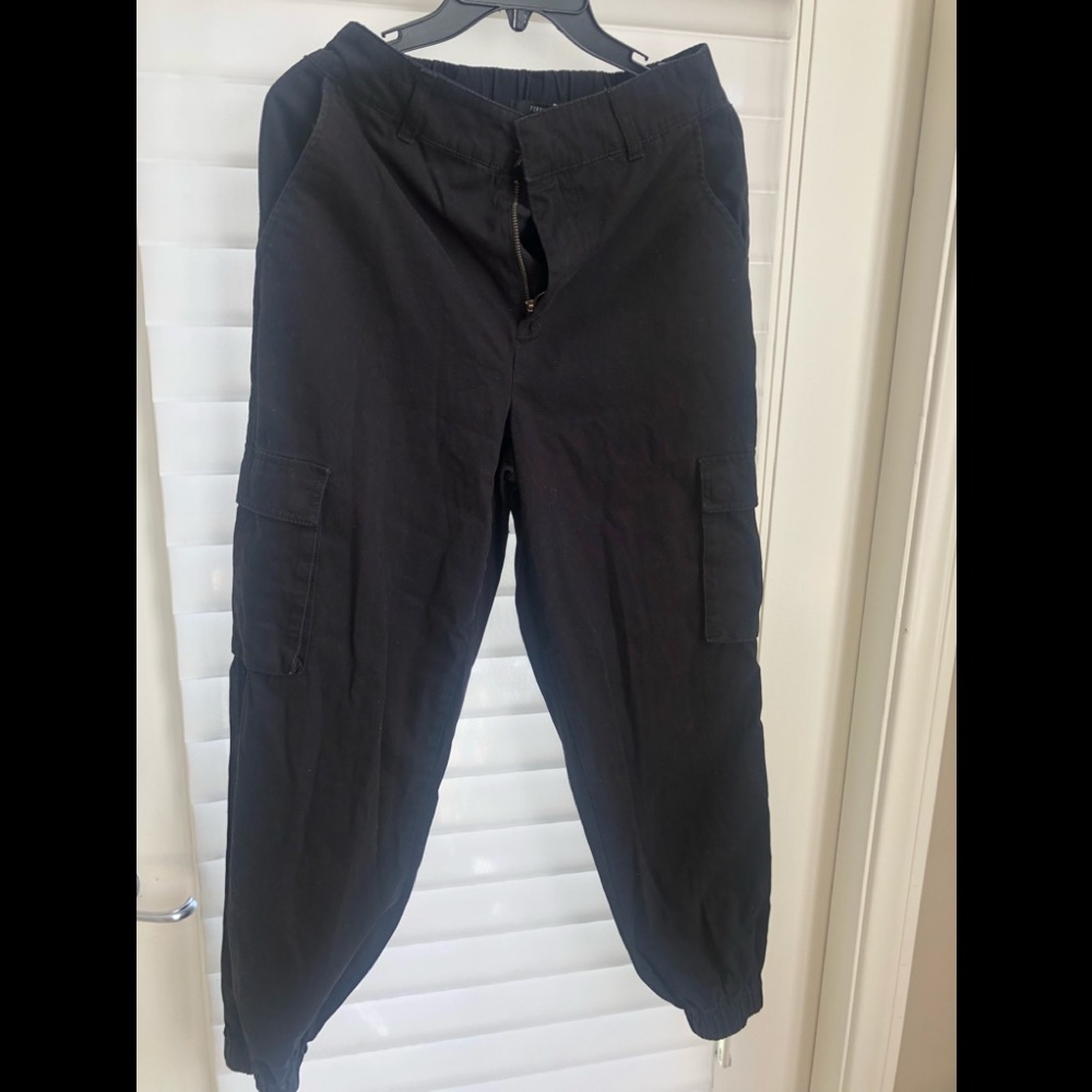 Forever 21 Cargo pants.